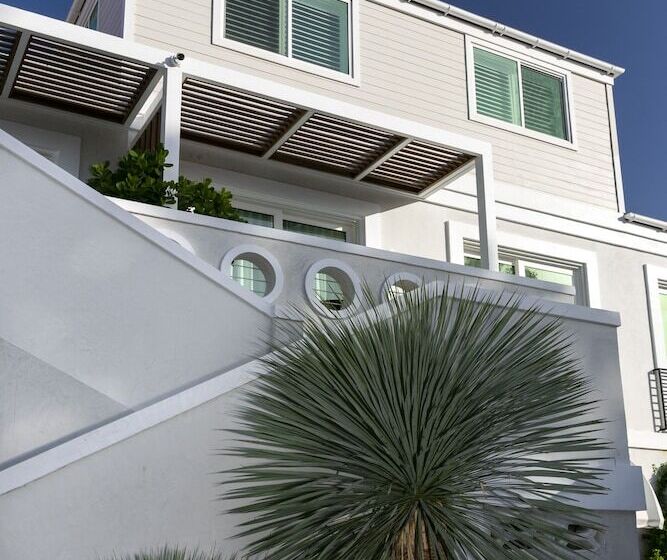 ホテル Wharfside Village