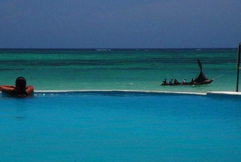 Kusini Beach Cottages