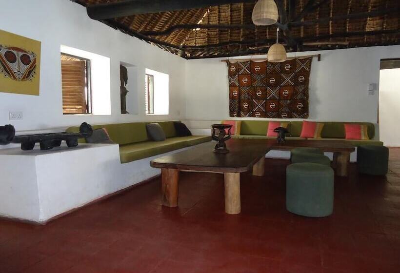 Kusini Beach Cottages