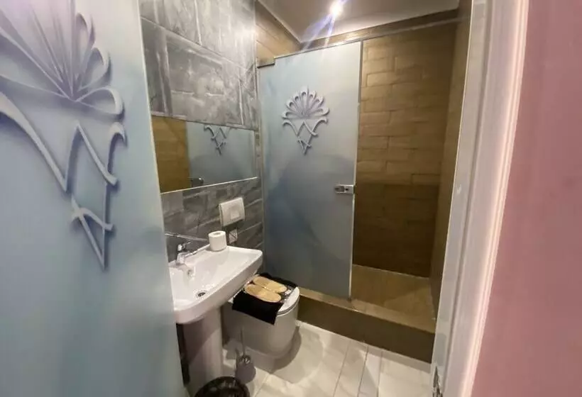 ペンション Crystal