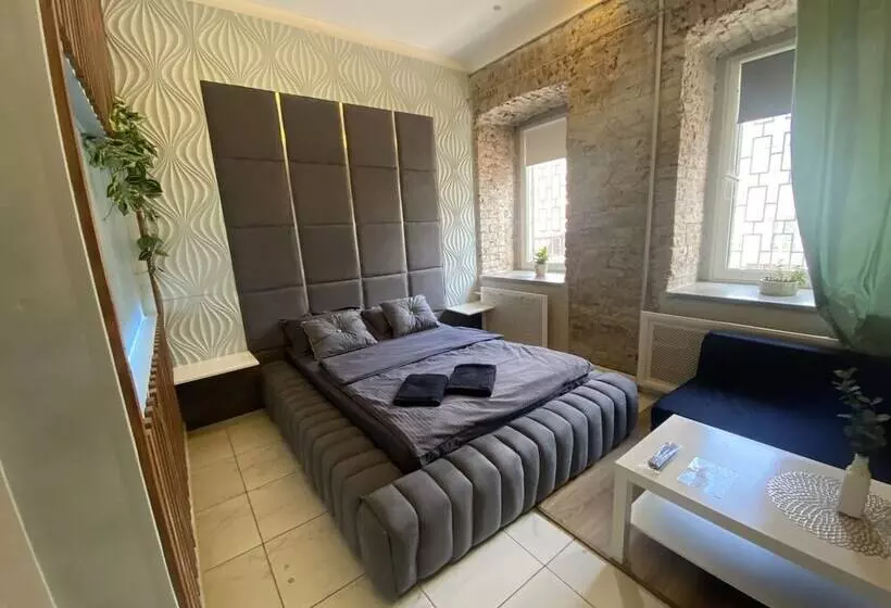 ペンション Crystal