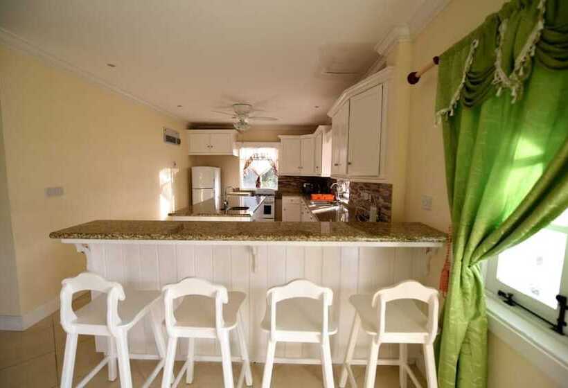 پانسیون Herelle Heights Escape