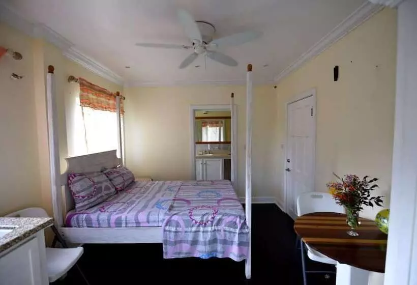 پانسیون Herelle Heights Escape