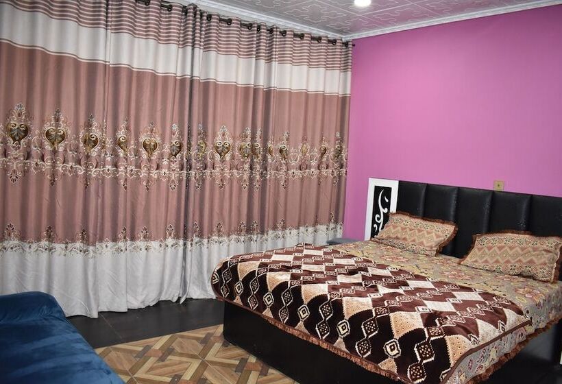 پانسیون Rose Guest House