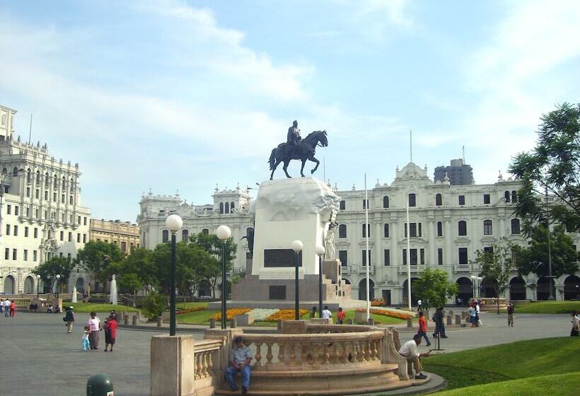 Suites Hotel Jose Felix