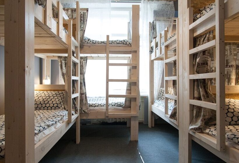 Tretyakovka   Hostel