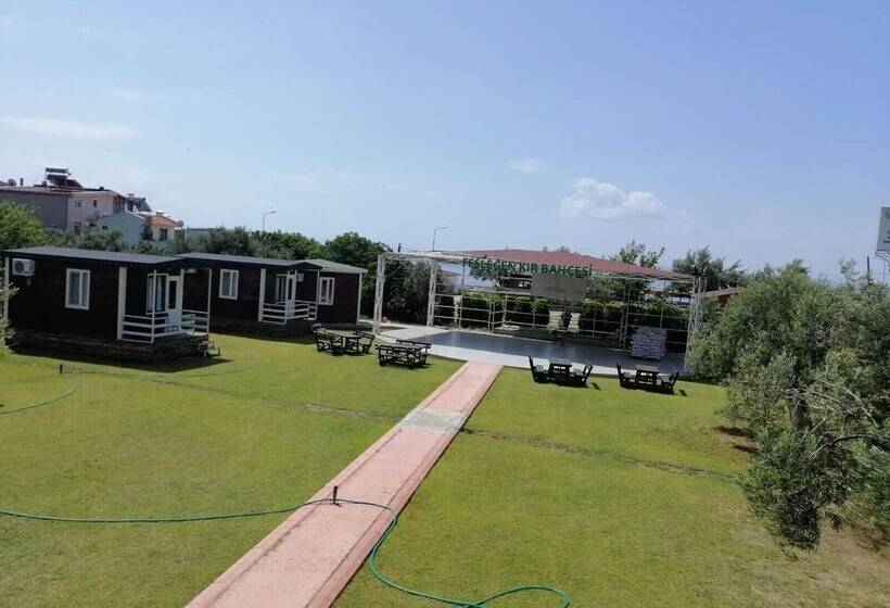 تختخواب و صبحانه Fesleğen Bungalow