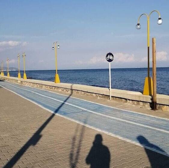 تختخواب و صبحانه Fesleğen Bungalow