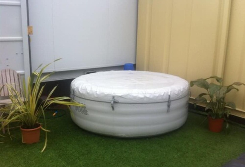 Containers Hostel Edinburgh