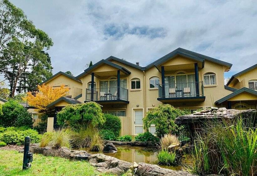 Falls Mountain Retreat