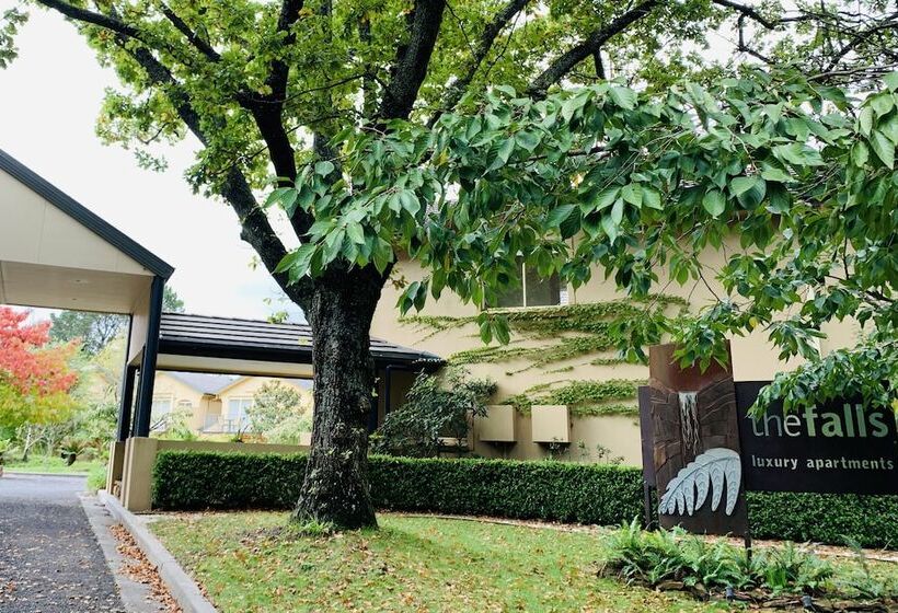 Falls Mountain Retreat