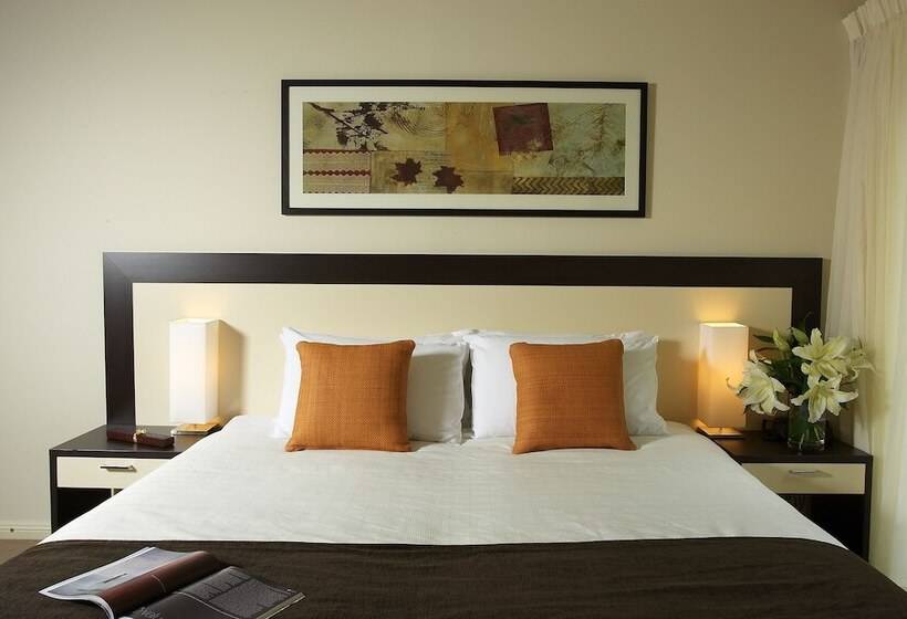 Falls Mountain Retreat