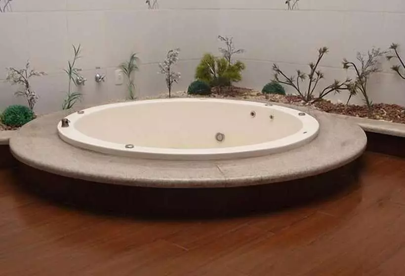 Flamboyant Motel   Adults Only