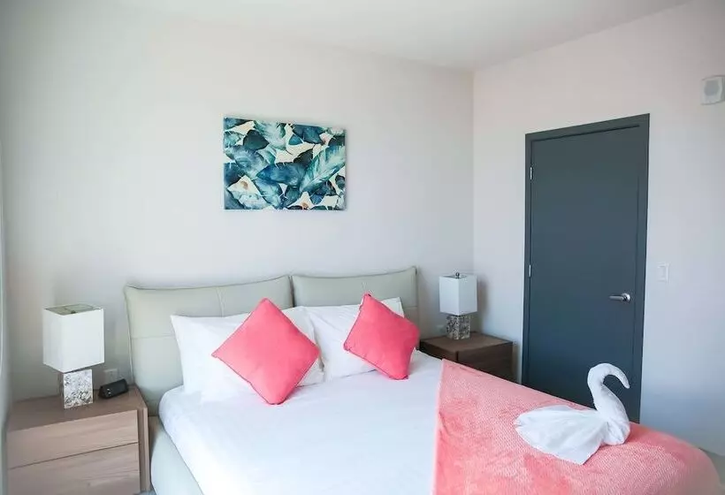 Fully Furnished Suites Near Little Tokyo