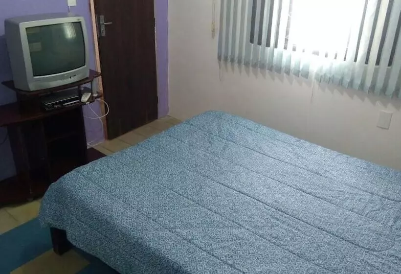 Hostel Serrano Albergue Da Juventude