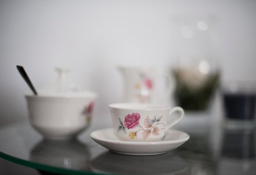 Отель Apartaments Mo