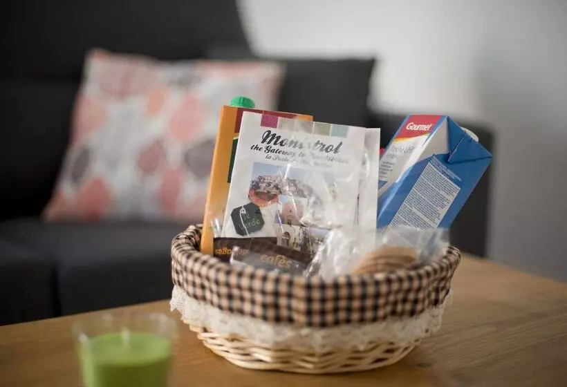 Hotelli Apartaments Mo