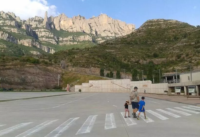 Hotelli Apartaments Mo