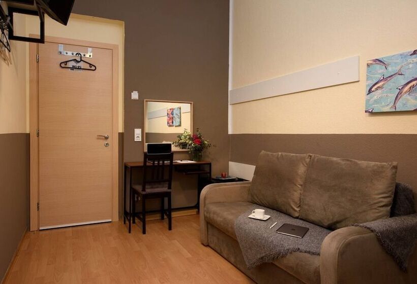 هتل Room In Berlin N11 Prenzlauer Berg New