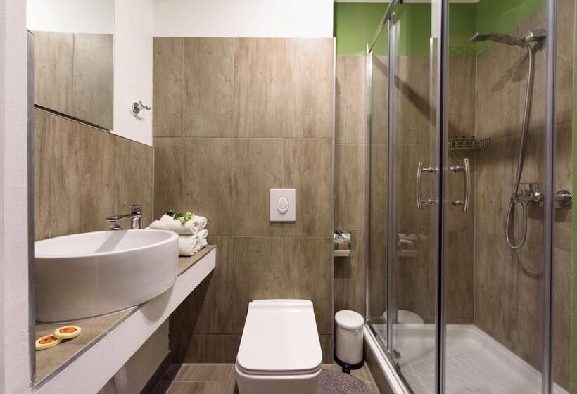 هتل Room In Berlin N11 Prenzlauer Berg New