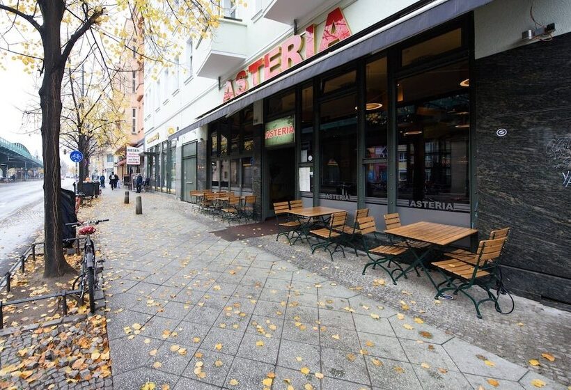 هتل Room In Berlin N11 Prenzlauer Berg New