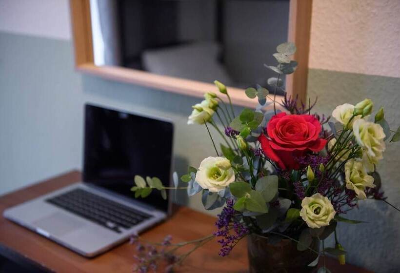 هتل Room In Berlin N11 Prenzlauer Berg New