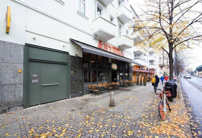 هتل Room In Berlin N11 Prenzlauer Berg New