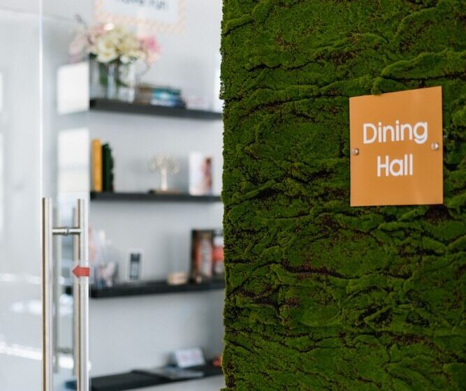 هتل Royalty Suites Psyrri