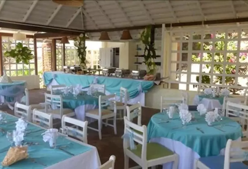 هتل Sugarapple Inn