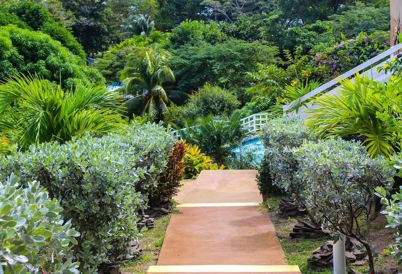 هتل Sugarapple Inn