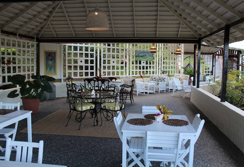 בית מלון כפרי Sugarapple Inn