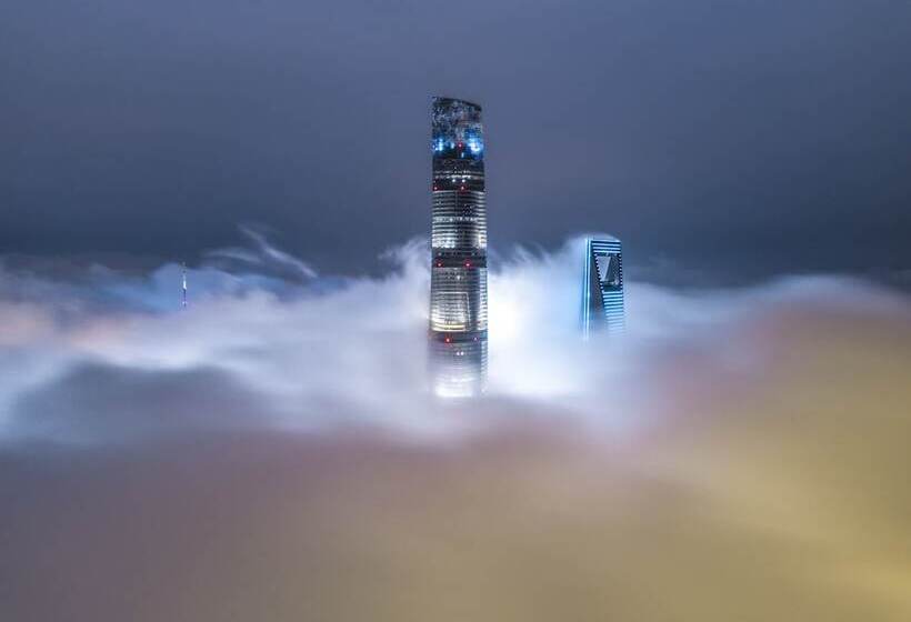 J Hotel, Shanghai Tower   Above All Else, Overlooking The Bund