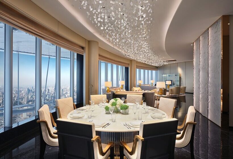 J Hotel, Shanghai Tower   Above All Else, Overlooking The Bund