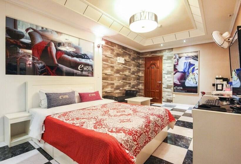 Motel Gwangju Unamdong E