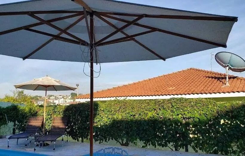 ペンション Doce Lar Residencia