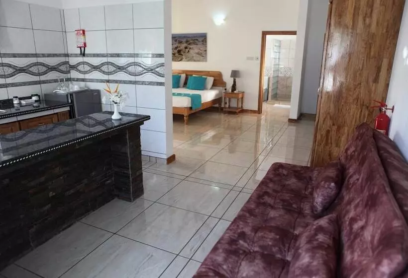 پانسیون Grann Kaz Guest House