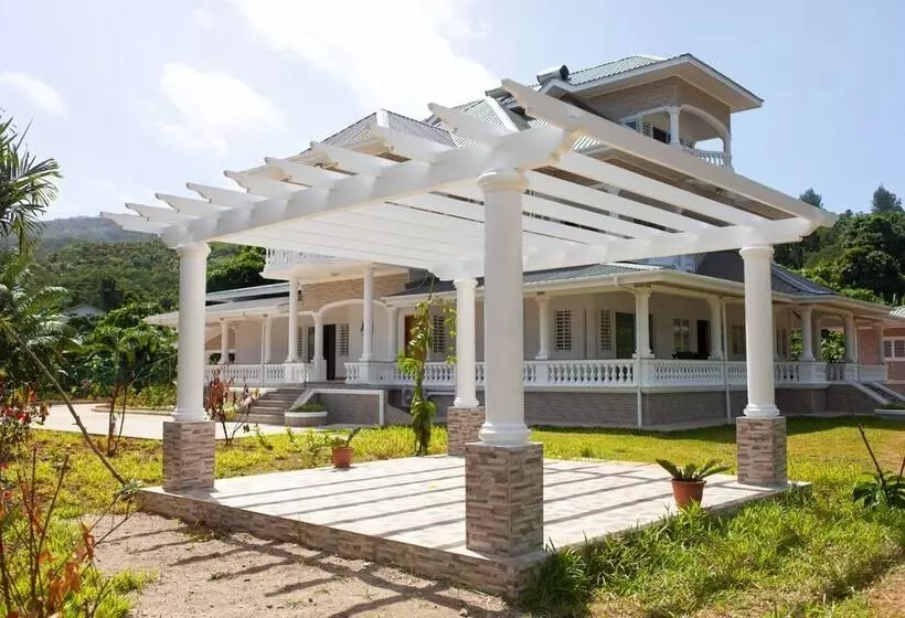 پانسیون Grann Kaz Guest House