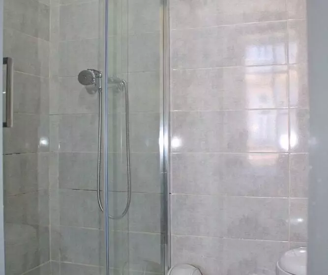 پانسیون Guest House Henrique Viii