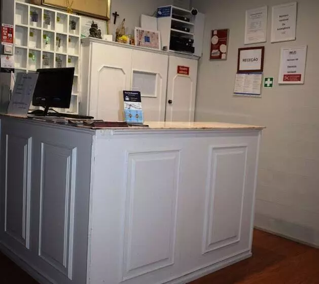 پانسیون Guest House Henrique Viii
