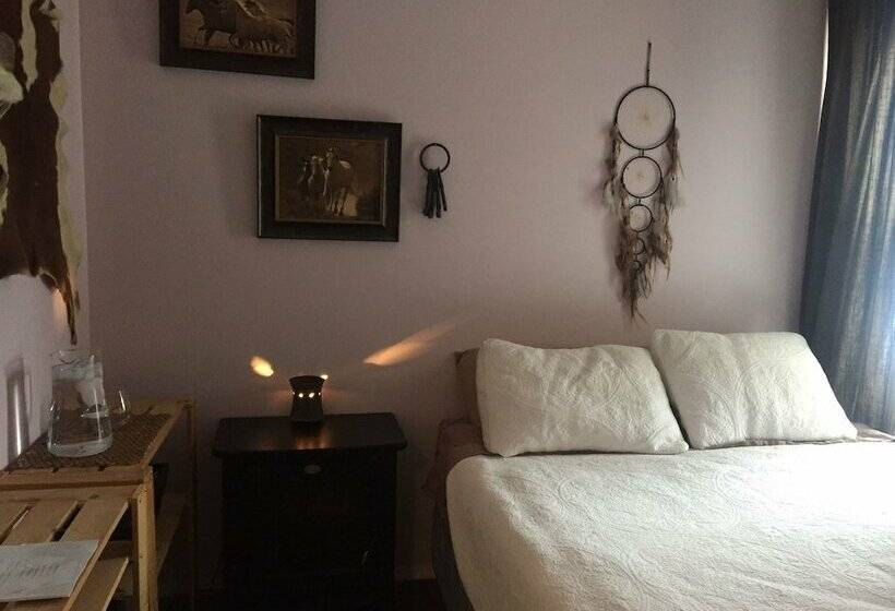 پانسیون Home Sweet Hostel