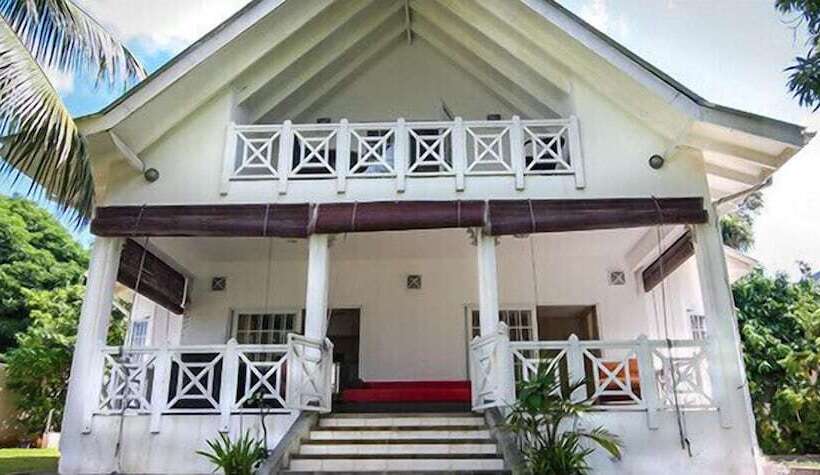 پانسیون Le Domaine De Bacova