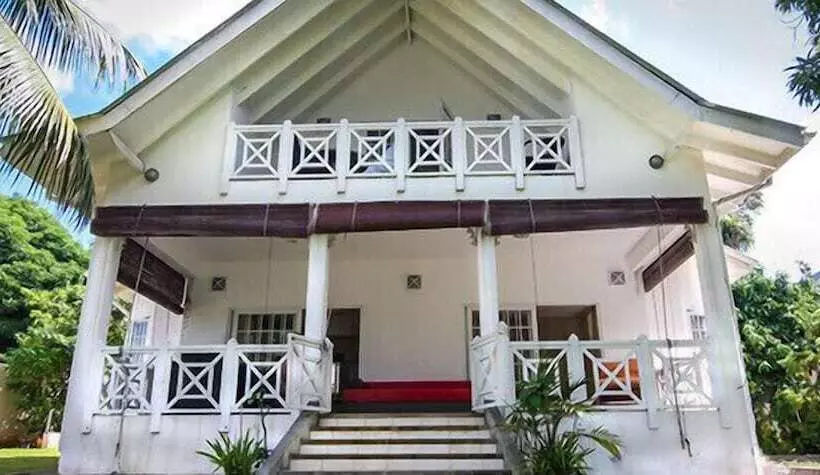 پانسیون Le Domaine De Bacova