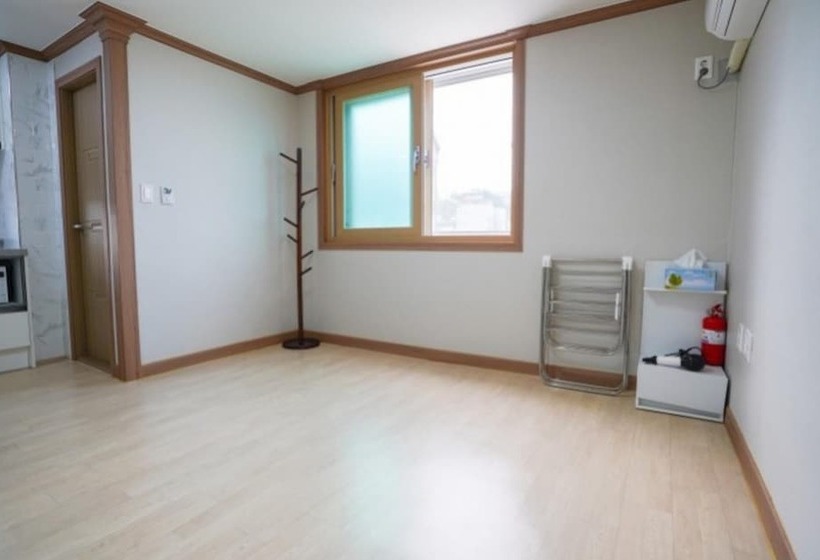 Samcheok Kbichi Pension