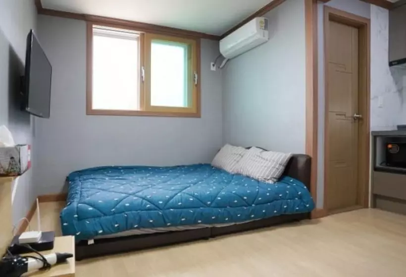 Samcheok Kbichi Pension