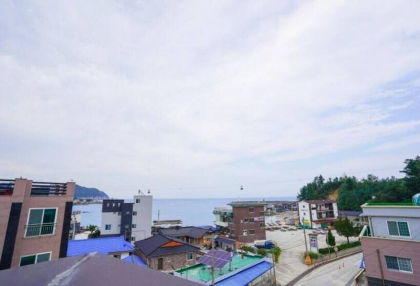 Samcheok Kbichi Pension