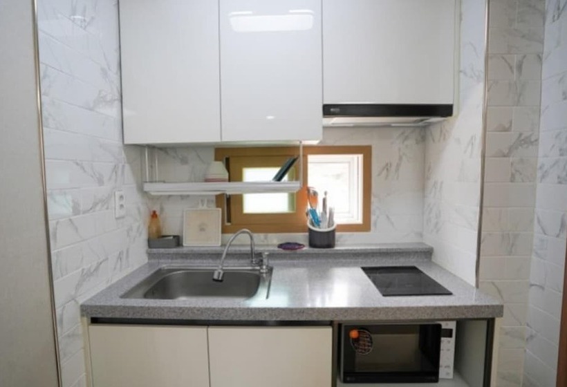 Samcheok Kbichi Pension