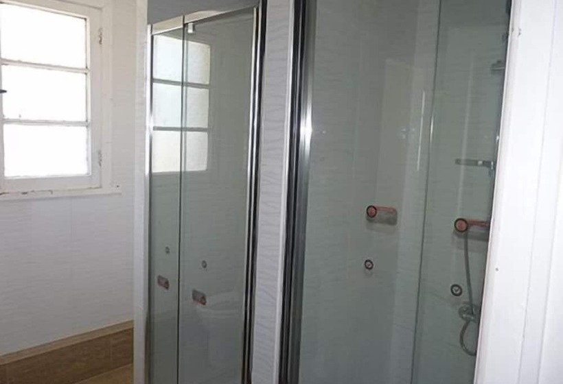 Trotamundos Hostal Hostel