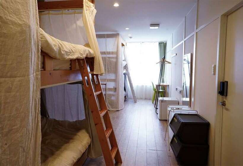 Usatsuno Osu Hostel