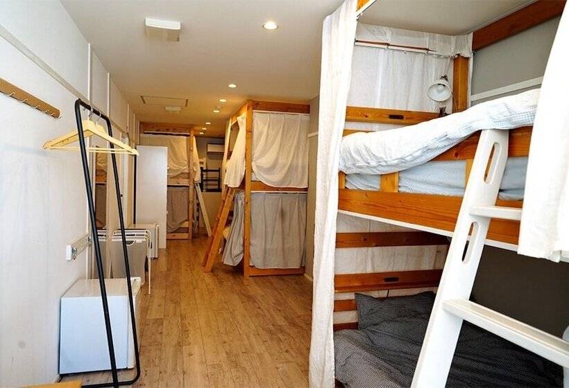 Usatsuno Osu Hostel