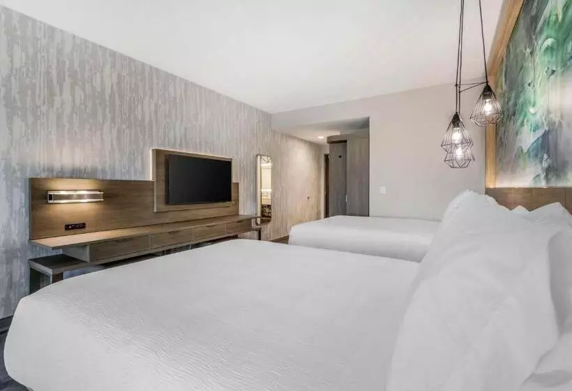 هتل Best Western Plus Winter Haven Inn & Suites